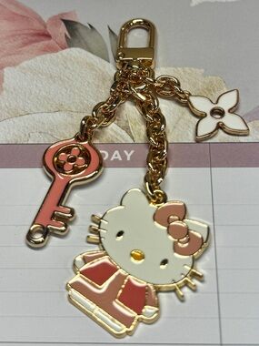 Hello Kitty Gold Pink White Keychain Charm